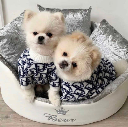 DD  Monogram Dog Lit Sweater