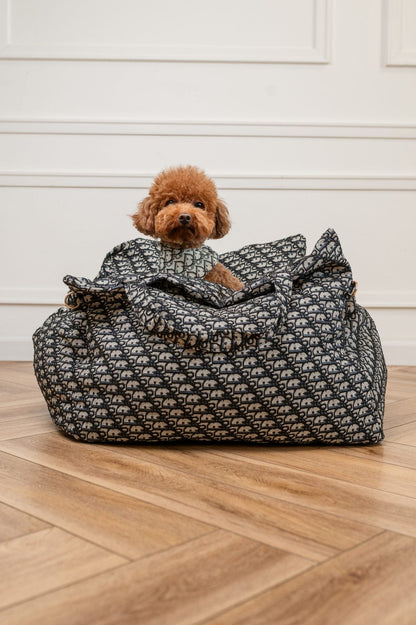 DD  Luxury Dog Car Vintage Seat