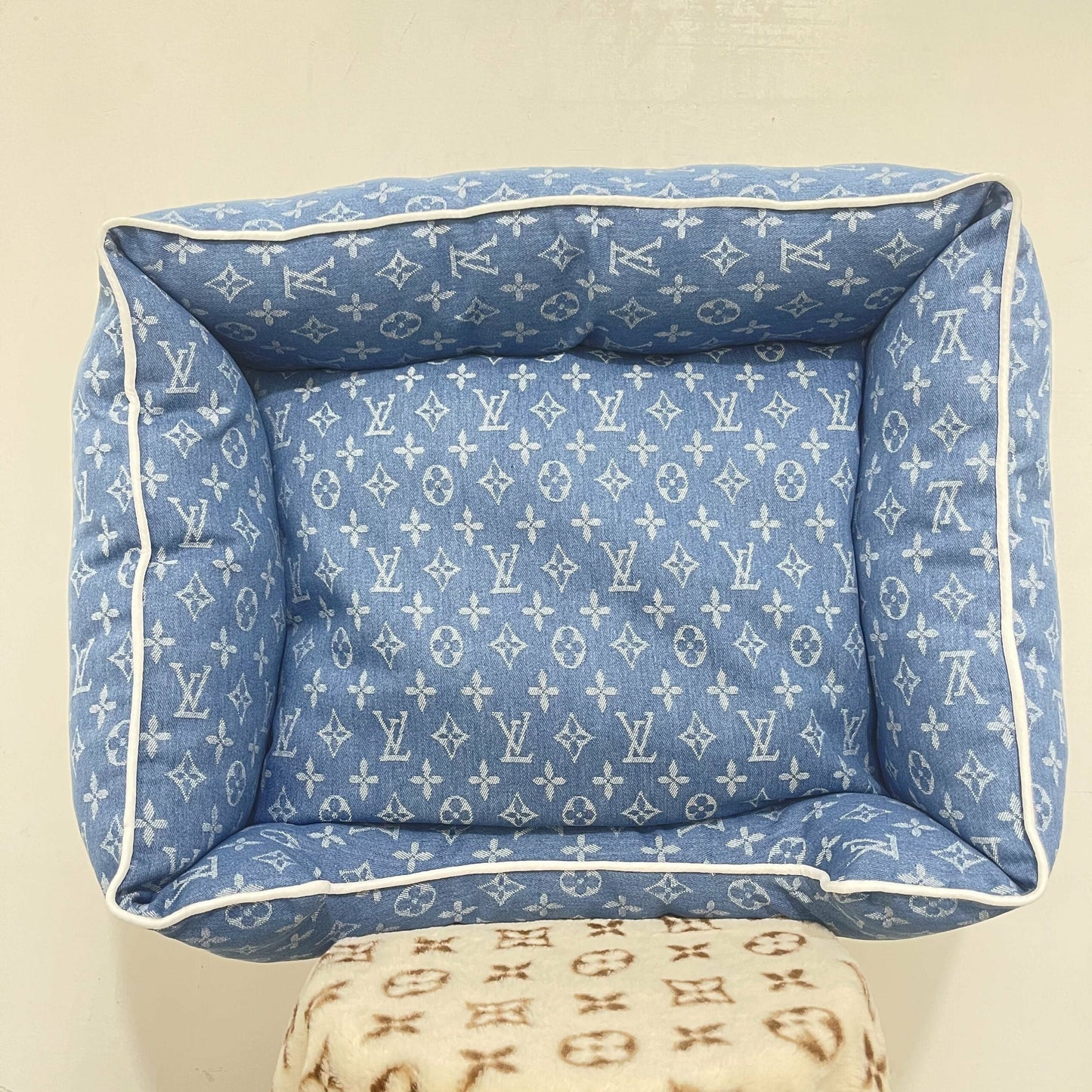 LV Classic Luxury Doggy Supreme Bed